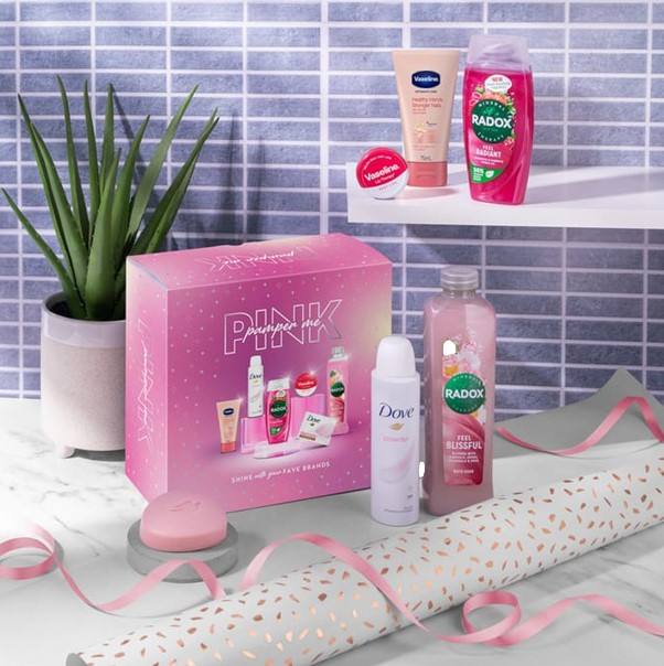 Pamper Me Pink 6 Piece Gift Set